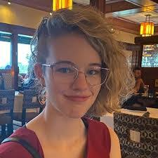 Elise Brenner's Instagram, Twitter & Facebook