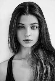 Pin By Avennon On People Portrait Photography Women Face Photography Portrait