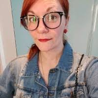 Amy Voss's Instagram, Twitter & Facebook