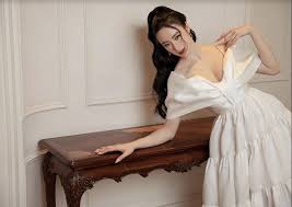 Chia sẻ của angela phương trinh khiến netizen vô cùng khó hiểu, thậm chí phản ứng tiêu cực. Angela PhÆ°Æ¡ng Trinh Tai Xuáº¥t Gá»£i Cáº£m Sau Thá»i Gian á»Ÿ áº©n Baogiaothong Vn