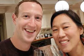 Jta — billionaire facebook founder mark zuckerberg and wife priscilla chan have donated $1 million from their foundation to help the hawaiian island of kauai deal with the coronavirus crisis. Mark Zuckerberg And Wife Priscilla Chan Celebrate 16th Dating Anniversary With Champagne Toast Instagram Selfie London Evening Standard Evening Standard