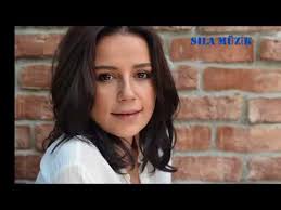 Merve Ozbey Gitmenin Korkusu Youtube