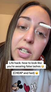 Replying to @Not Sarah this is how to have false looking eyelashes for  super cheap and fast!!! 😅😳😅