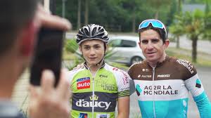 When back in 2017, tom dumoulin put on the maglia rosa in milan, he became the first dutch rider to win the giro d'italia. Portrait De Samuel Dumoulin Get To Know Samuel Dumoulin C Quentin Chaumy Alm Youtube