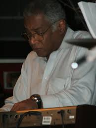 Tammy McCann Checkerboard Lounge Chicago Live jazz concert review and  photos by James Walker