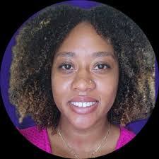 Beth Marchant's Instagram, Twitter & Facebook