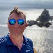 Corinne Love (@CorinneLove7)