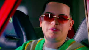 SIGO AMANDOTE-Niker Black 2015