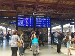 Gara de nord ⭐ , moldova, chisinau, strada calea moșilor, 2/1: Gara De Nord Ofera Pasagerilor Un Nou Sistem Electronic De Informare
