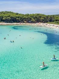 Sakarun, jedna od najpoznatijih plaža zadarske županjie, smještena je na sjeverozapadnoj obali dugog otoka. Tu Je Najljepsa Plaza Svijeta Ali I Izvorna Dalmacija Predivna Vecernji Hr