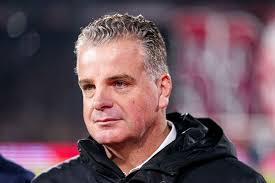 Vertrek van Dennis te Kloese lijkt steeds dichterbij…