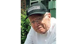 ROBERT MANGOLD Obituary (2013)