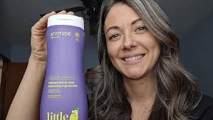 Amazon.com : ATTITUDE Shampoo and Body Wash for Kids, EWG Verified Hair and  Body Cleanser, Dermatologically Tested Soap, Plant and Mineral Based Bath  Products, Vegan, Bulk Refill, Vanilla and Pear, 67.6 Fl