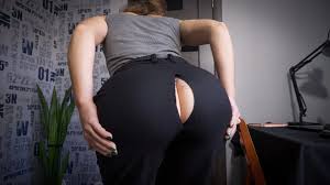 Secretary Pants too Tight so They Rip Open: Amateur Porn by FapHouse