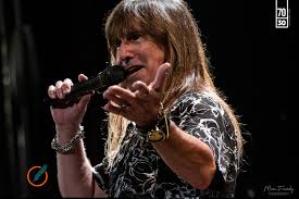 The mediafire link is uploaded and shared by lokomadriz. Adrian Barilari Deslumbro A Su Publico Con Canciones Doradas Y Algo Mas