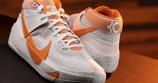 Nike kd kevin durant 8 ext men's basketball shoe. Hoops Vols Unveil Custom Nike Kd13 Shoes For 2020 21 Season