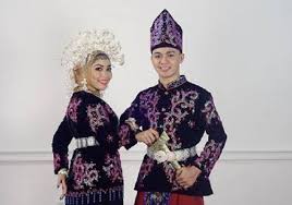 Tari tayub wikipedia bahasa indonesia ensiklopedia bebas. 34 Pakaian Adat Indonesia Dari Seluruh Provinsi Gambarnya Lengkap