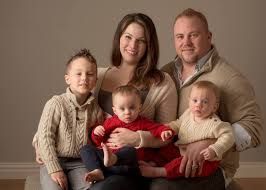 Pin By Just Hatched Designs On Photography Style My Family Christmas Family Photos Indoor Family Family Christmas