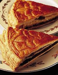 Galette Des Rois Au Cacao Pour 4 Personnes Recettes Elle A Table Recette Galette Des Rois Galette Des Rois Facile Recette Galette