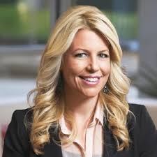 PreachersNSneakers: Authenticity in an Age of For-Profit Faith and  (Wannabe) Celebrities: Kirby, Benjamin, Joel McHale: 9780785238836:  Amazon.com: Books