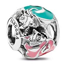 Pandora Et Disney Un Partenariat Entre La Marque De Bijoux Et Disneyland