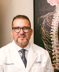 Everett Robert, M.D.