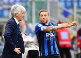 La sua realtà è lontano da bergamo, dall'atalanta, dall'italia. Series A Cassano They Say That Gomez And Gasperini Hit Each Other Inspired Traveler Latest News