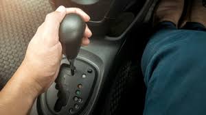 Benefits of learning to Drive in an Automatic Car - L on Wheels Driving  School | Driving Lessons