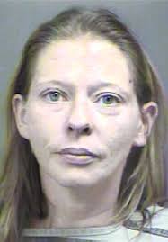 Woman charged in alleged stabbing at Maryville apartment complex