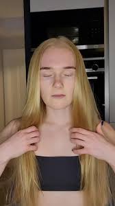 Late to the Gua Sha party? love this rose quartz from @Ellaandjo