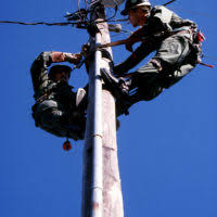 US Navy 110331-N-SN160-035 Steelworker 3rd Class Caleb Baker and Equipment  Operator Constructionman Eric Hofmans take a hydration break during the