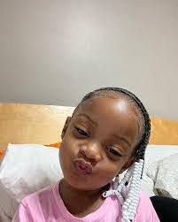 Grace Sainz's Instagram, Twitter & Facebook