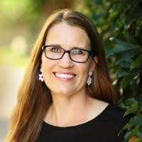 Angela Maier's Instagram, Twitter & Facebook