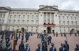This place is the central headquarters of the monarchy in the united. Royal Residences Buckingham Palace Royal Uk