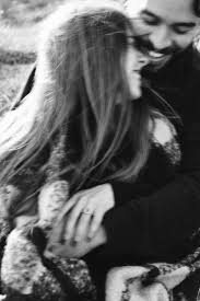 Lovers Engagement Photography By Dos Mas En La Mesa In 2020 Photography Engagement Photography Long Hair Pictures