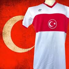 Camisa nike seleção brasileira 2016/ 2017 i home amarela exclusiva de jogo camisa cbf do brasil exclusiva de jogo, com a etiqueta interna silkada. Camisa Retro Turquia Logo Branca 1988