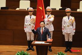 Ông vương đình huệ nhậm chức chủ tịch quốc hội sáng nay 31/3. 6lws7xdjjrowym