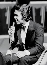 Gilberto Correa Sus Inicios En La Television Fueron A Mediados De Los 60 En 1965 Para Ser Exactos Entra En El Canal American Classics Venezuelan Querencia