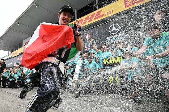 Teenager Kimi Antonelli wins Japan Grand Prix to become youngest F1 championship leader – The Irish Times