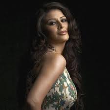 Karishma Kotak Biography Big Boss Contestant Matpal Hot model karishma kotak looked stunning during jewellery photoshoot, watch video! karishma kotak biography big boss