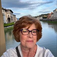 Best area to stay in Florence for walking?