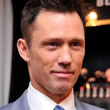 Bait received mostly negative reviews from critics. Bait 2000 Rotten Tomatoes