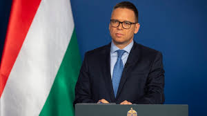 Fürjes balázs államtitkárnak nem ártott volna újabb közpénznyelőjével foglalkoznia, de ő eddig inkább karácsony gergely facebook posztjait számolgatta. Berlakasprogram Helyett Kormanykozeli Vallalkozok Epithetnek Uj Lakasokat A Rehabilitalando Rozsdaovezetekben Merce