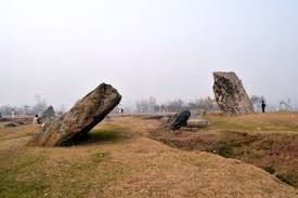 Burzahom is in which place. Burzahom Then And Now Searchkashmir