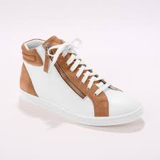 Check spelling or type a new query. Baskets Montantes En Cuir Et Croute De Cuir Blanc Beige Blancheporte