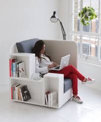 13 Chairs With Built In Storage For Your Favorite Books Kendin Yap Ev Havali Odalar Tasarim