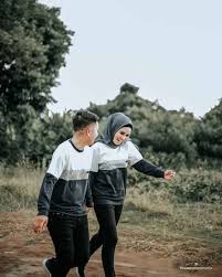 Doing everything with beauty and excellence. 10 Inspirasi Foto Prewedding Hijab Terbaik Tren 2021