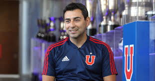 Ahora las azules golearon 5 a 1 a universidad de concepción en el ester roa y recuperaron la punta del grupo b justo antes de afrontar el superclásico. Carlos Veliz Entrenador De Universidad De Chile Femenina Daniela Zamora Es Irremplazable En La U Redgol