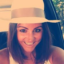 Holly Butts (@hollybutts)