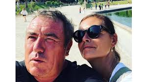 Fabien Onteniente opte pour un mode de vie peu commun avec sa femme dans le Ve arrondissement de Paris